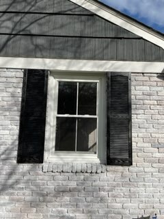 The Greenwich homeowner updated their grid pattern for a more modern look 